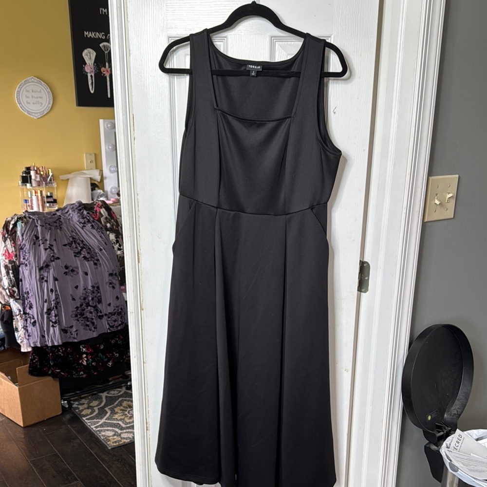 Torrid Black Pleated A-Line Midi Dress
